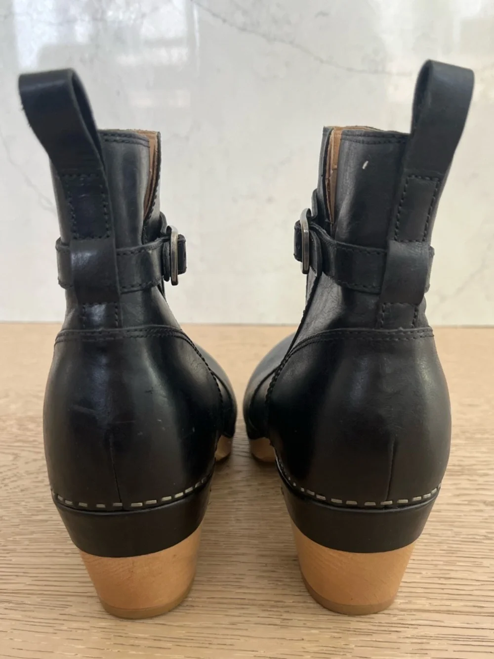 Dansko Anya Clog Boot in Black Sz 40 / 9.5